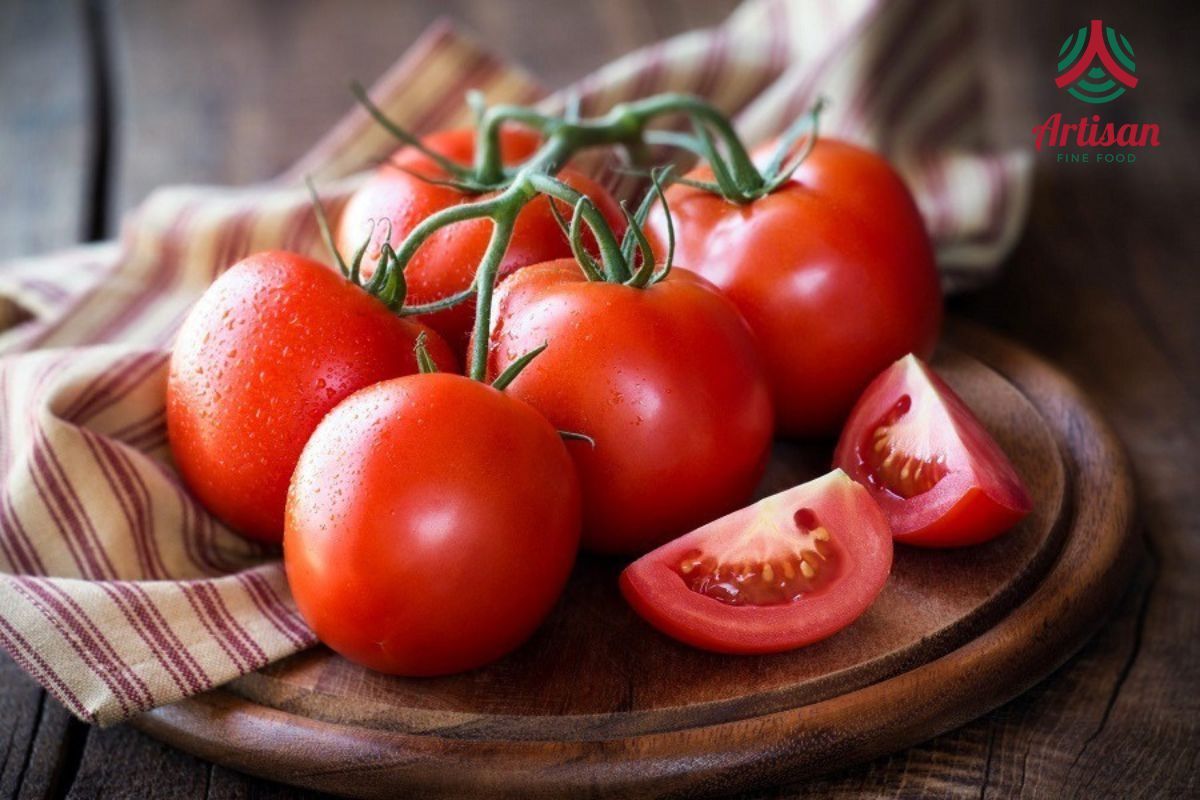 Cách chọn cà chua thơm ngon để làm món mì ý xúc xích