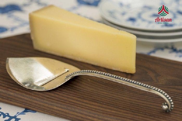 Bơ có thể được dùng trực tiếp hoặc chế biến thành các món ăn